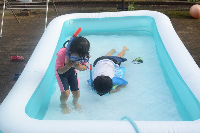 ビニールプールの空気入れはドライヤーだと超楽ちん ポンプが無くても簡単スピーディー はれうさぎの耳より情報ブログ