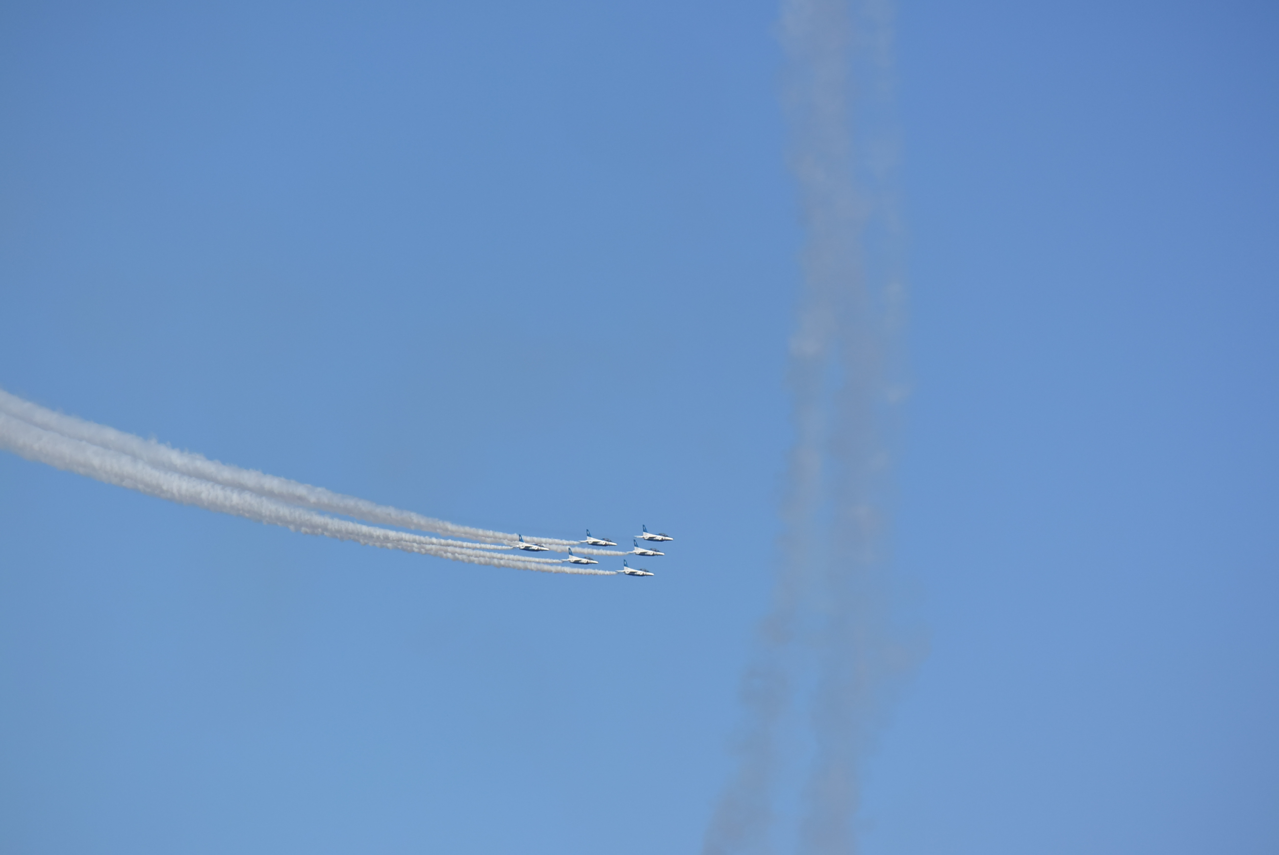 18年入間航空祭 ブルーインパルス課目まとめ 変則1区分で３ 4区分の演目も はれうさぎの耳より情報ブログ