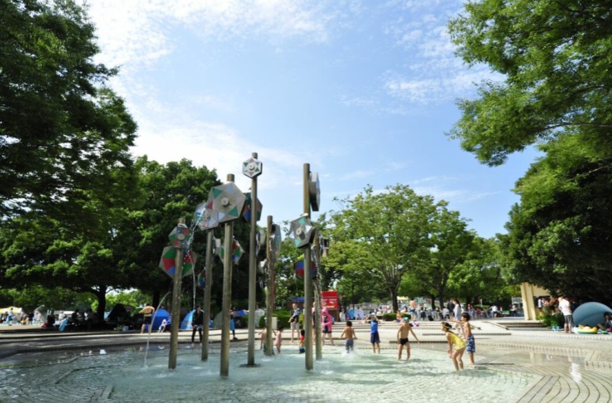 昭和記念公園の「水遊び広場